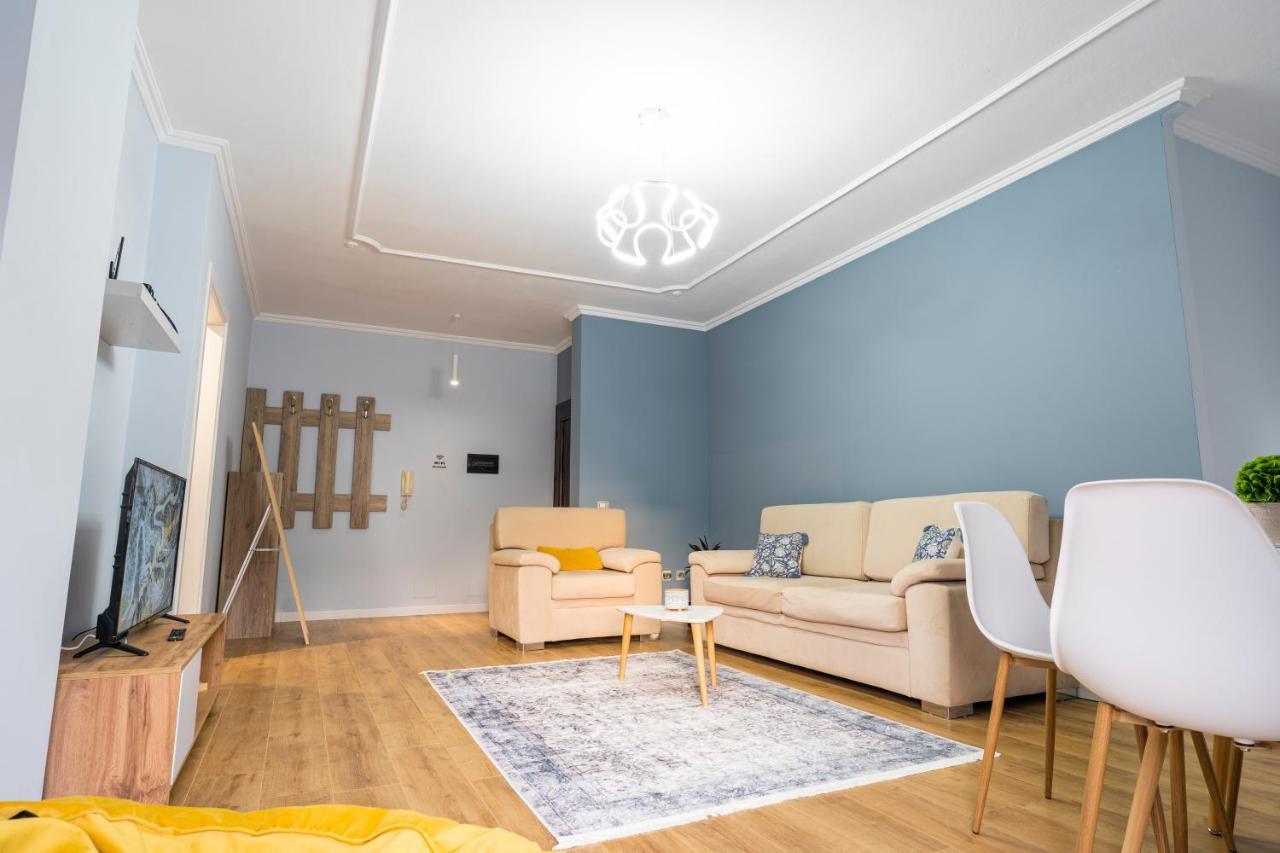 Cane Apartment New Bazaar ティラナ エクステリア 写真