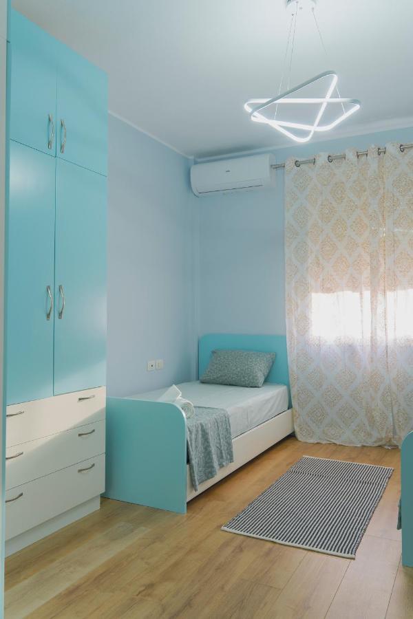 Cane Apartment New Bazaar ティラナ エクステリア 写真