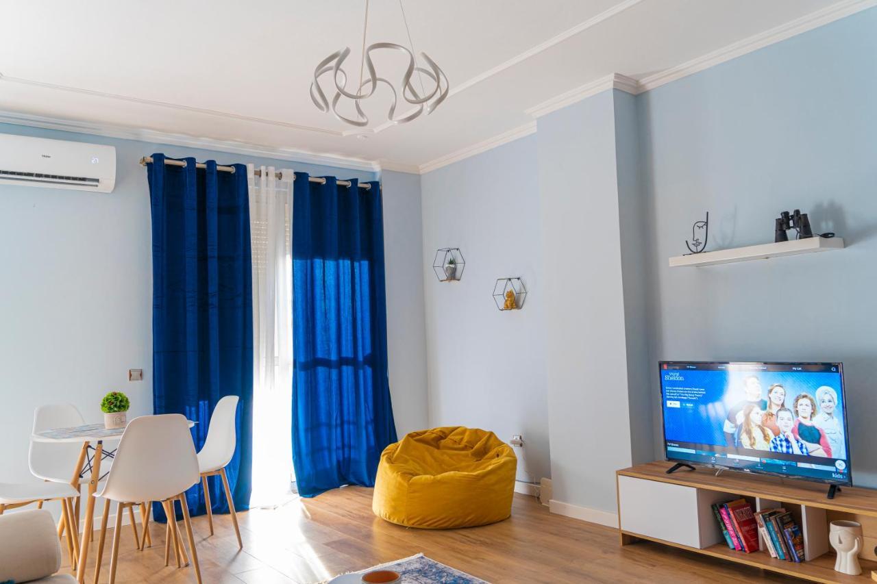 Cane Apartment New Bazaar ティラナ エクステリア 写真